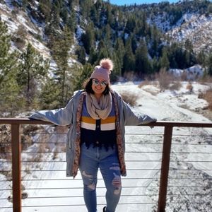 Meet your Posher, Lianny